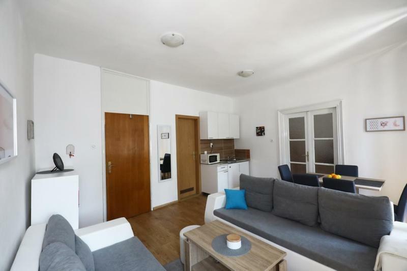 Odeon Apartment And Rooms Rijeka Dış mekan fotoğraf