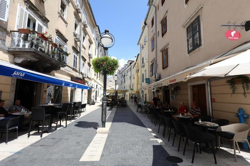Odeon Apartment And Rooms Rijeka Dış mekan fotoğraf